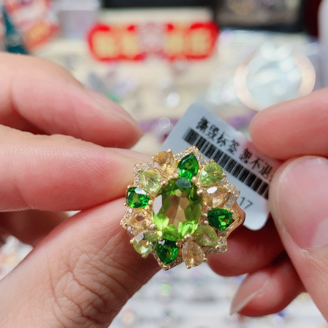 橄榄石戒指银S925镶嵌