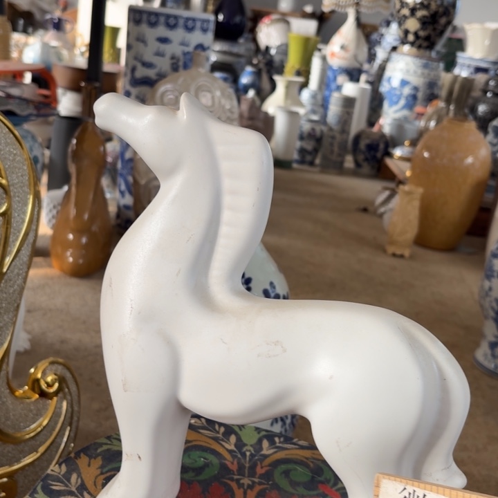 微瑕青花瓷器值得购买