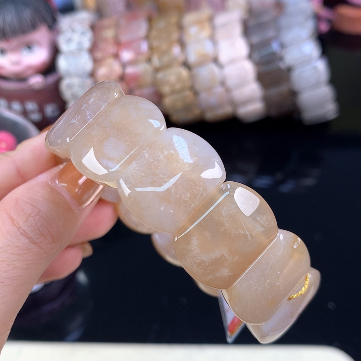 【闪购商品】颈饰未镶嵌硅化珊瑚（珊瑚玉）福利手牌19号