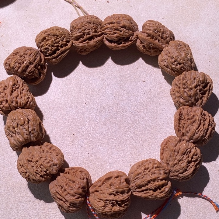 手串文玩核桃陆*…………