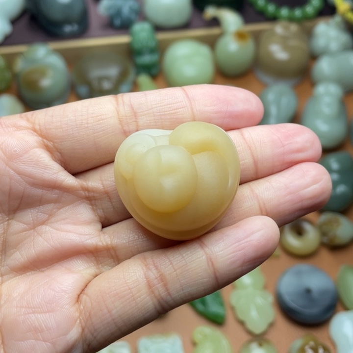 【闪购商品】颈饰未镶嵌和田玉上新糖趴猫