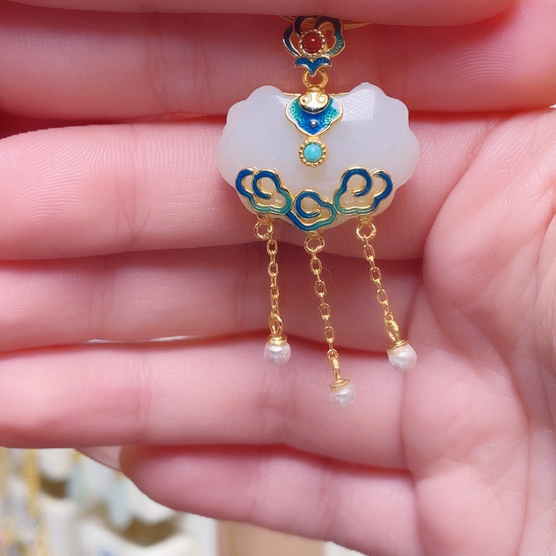 和田玉银S925镀金镶嵌颈饰