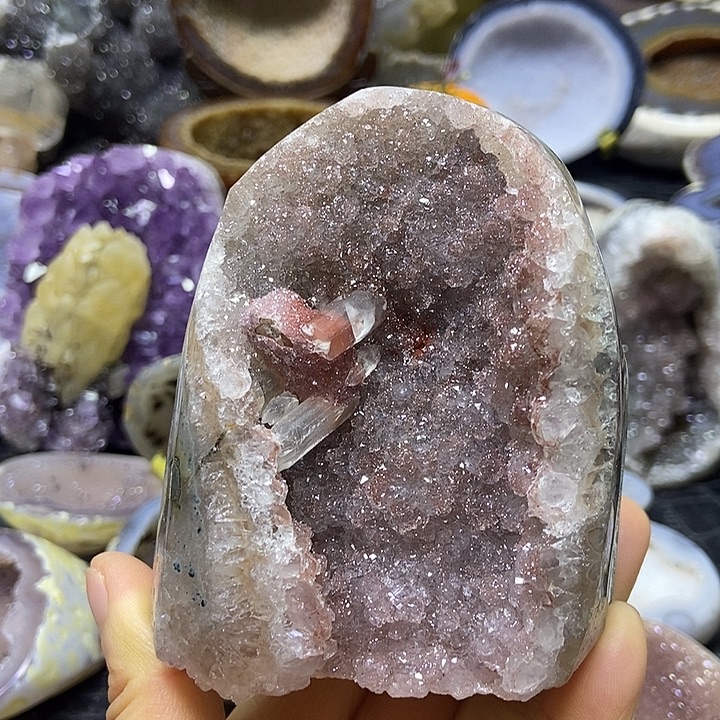 未镶嵌水晶珠宝半成品