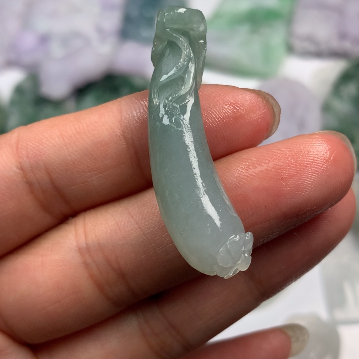 定制翡翠未镶嵌翡翠