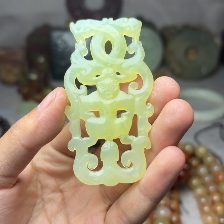 白玉菩提吊坠———-