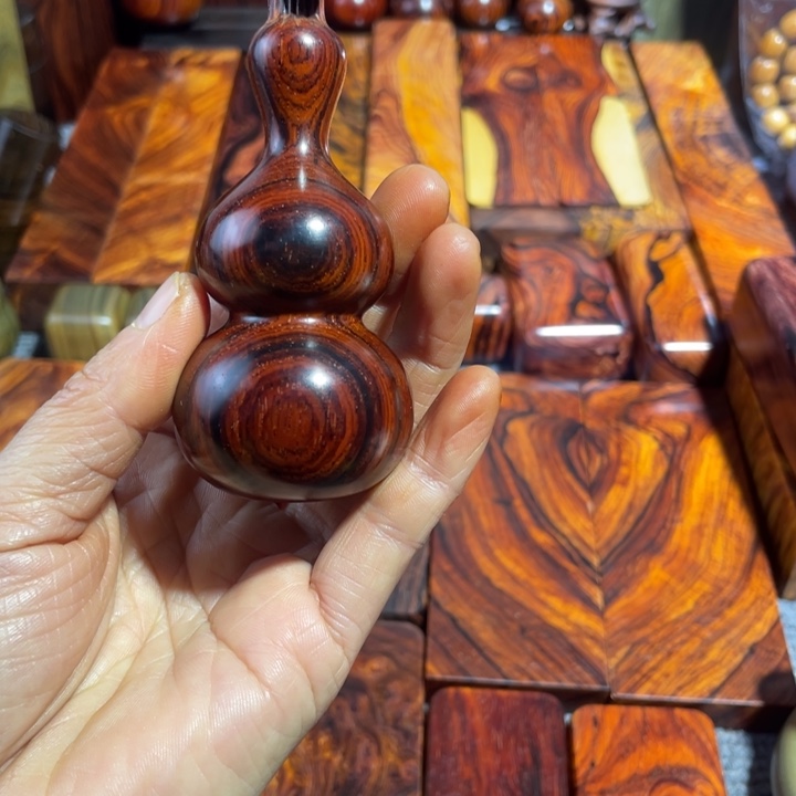 齐***帅墨西哥微凹黄檀葫芦