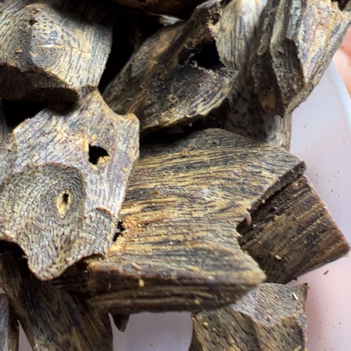 沉香枕沉香海南紫棋块料30克