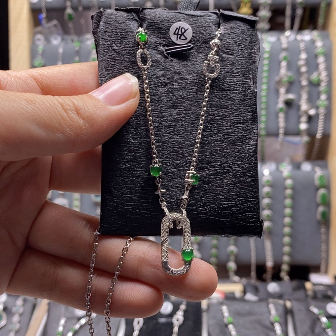 翡翠颈饰银S925镶嵌?****郭翡翠