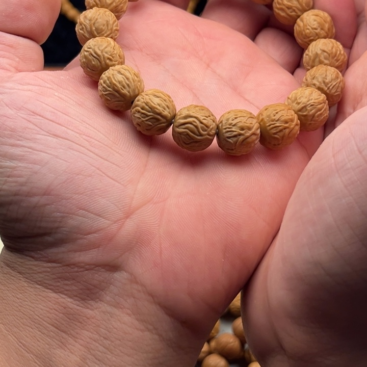 猴头核桃吊坠毒液