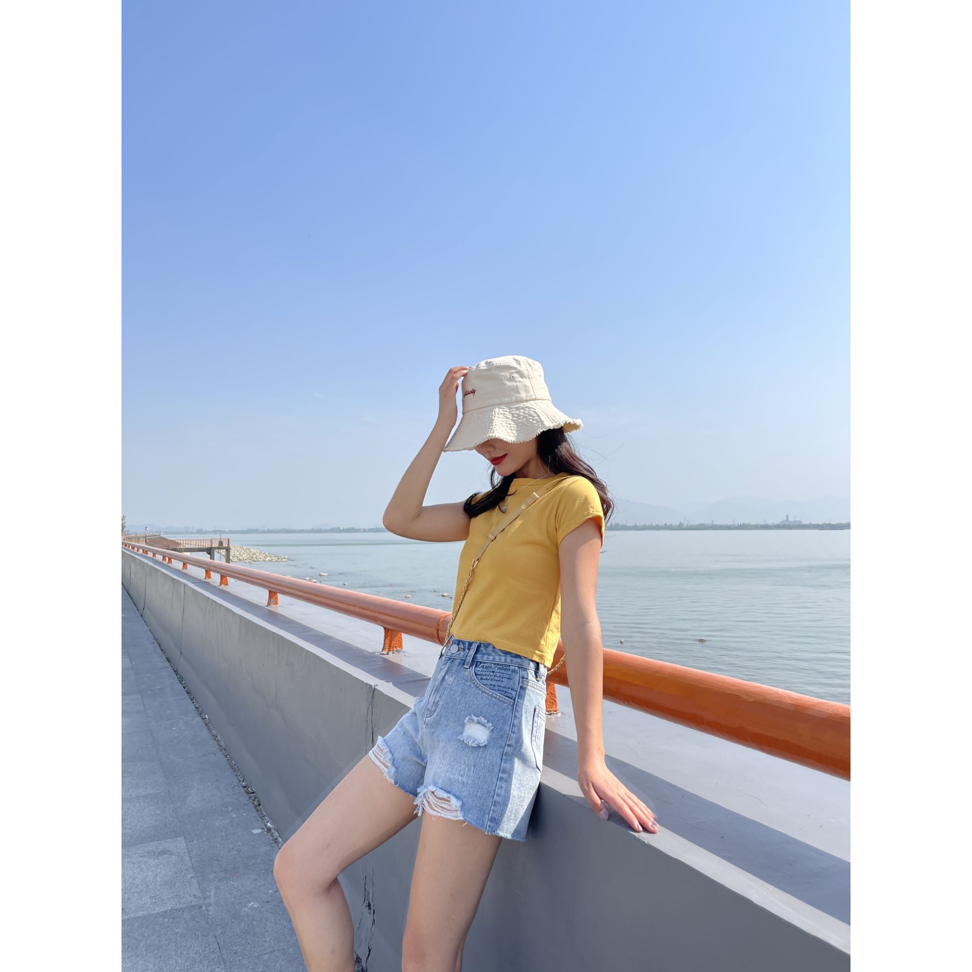 夏季高腰辣妹牛仔短裤百搭显瘦破洞外穿时尚短裤薄款七分裤宽松