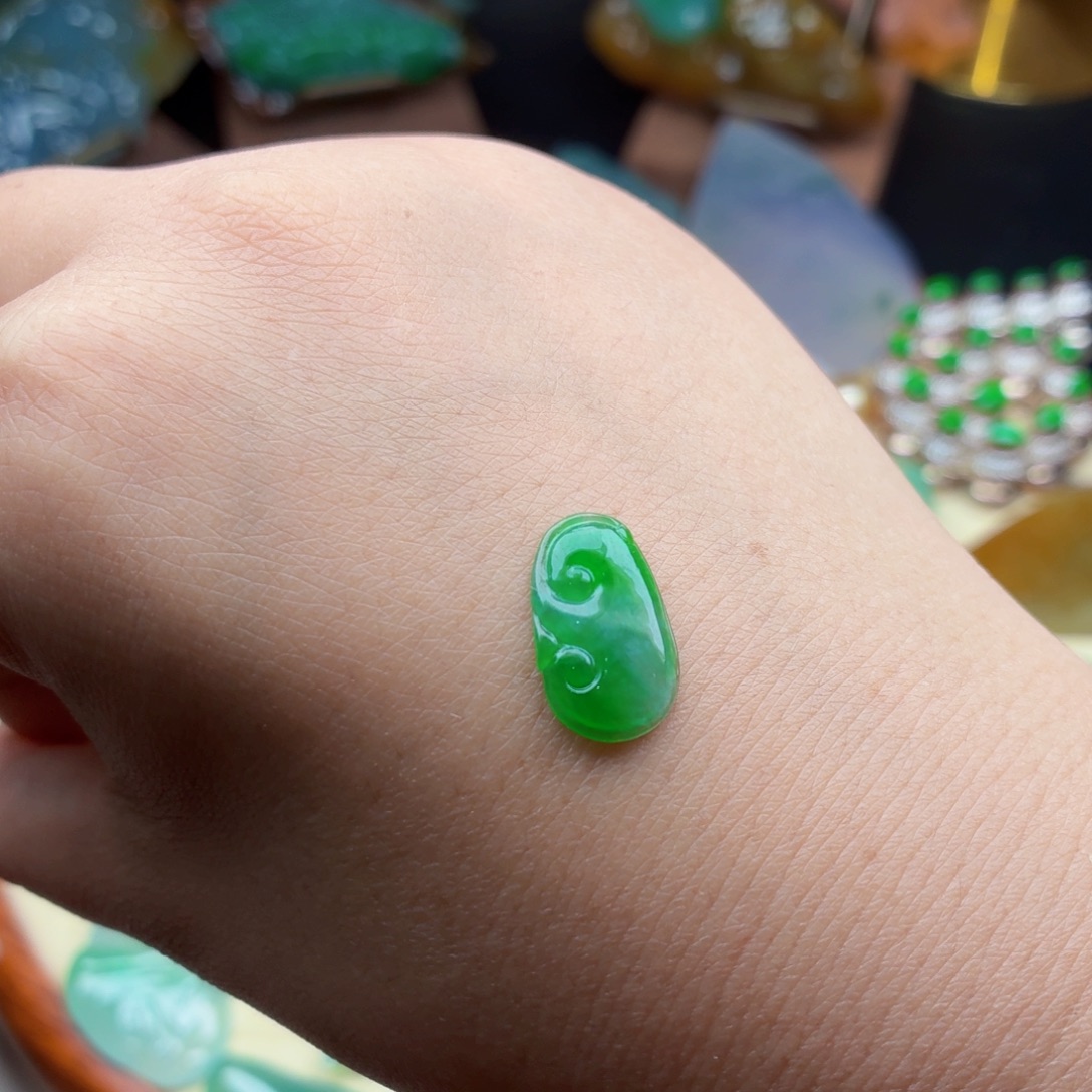 定制翡翠未镶嵌翡翠首饰