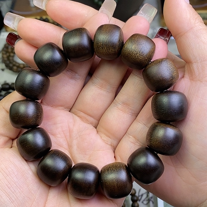 沉香手串佰****馆越南芽庄白棋楠玉化沉水