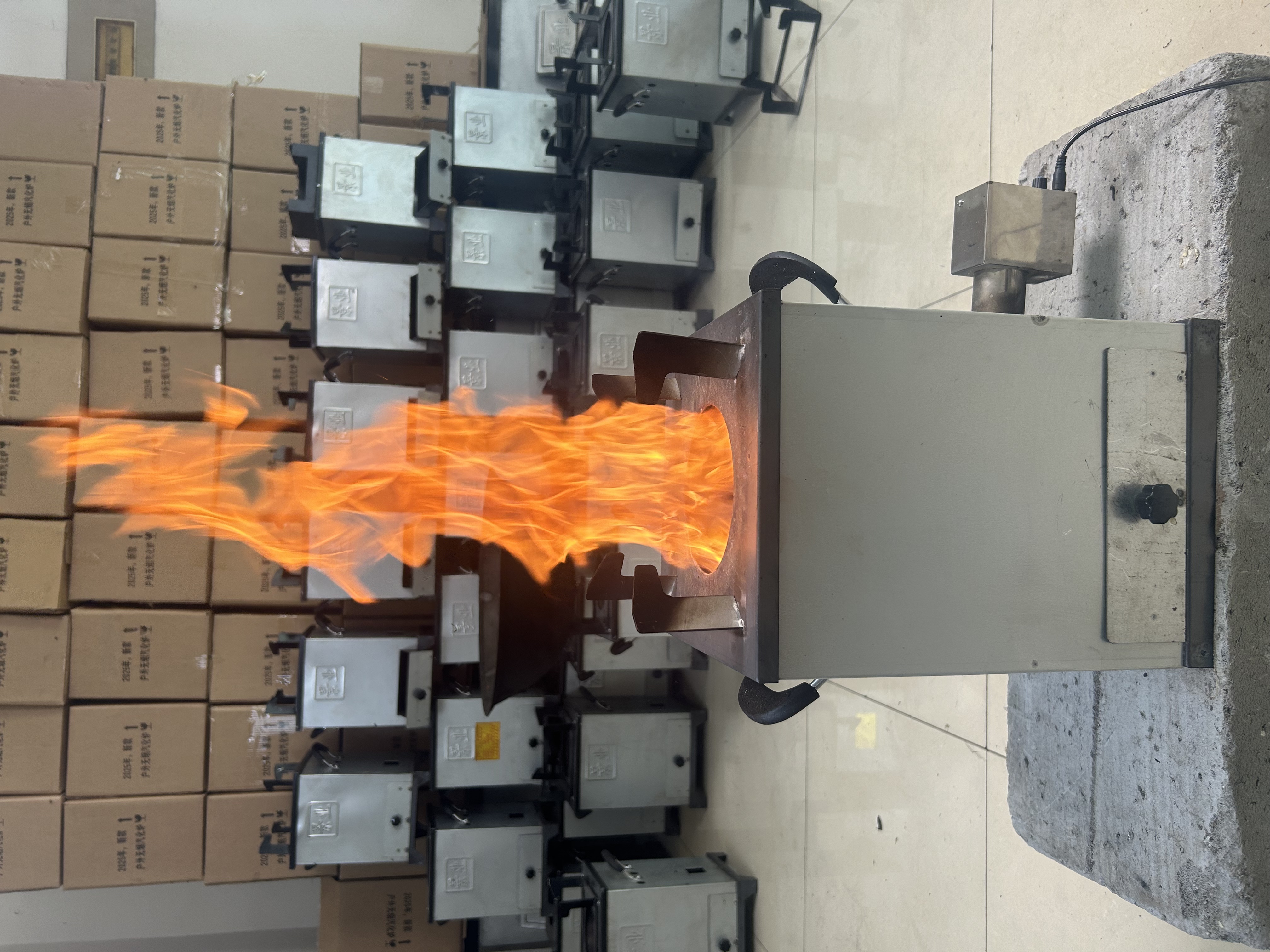 方型户外野炊露营钓鱼烧水做饭多次燃烧柴火炉送风机