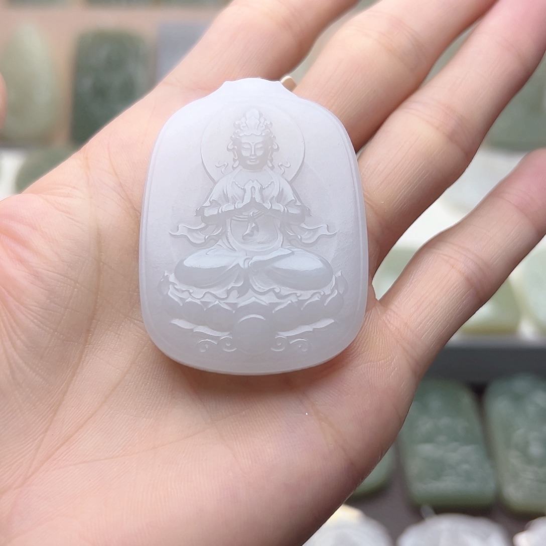 颈饰未镶嵌和田玉