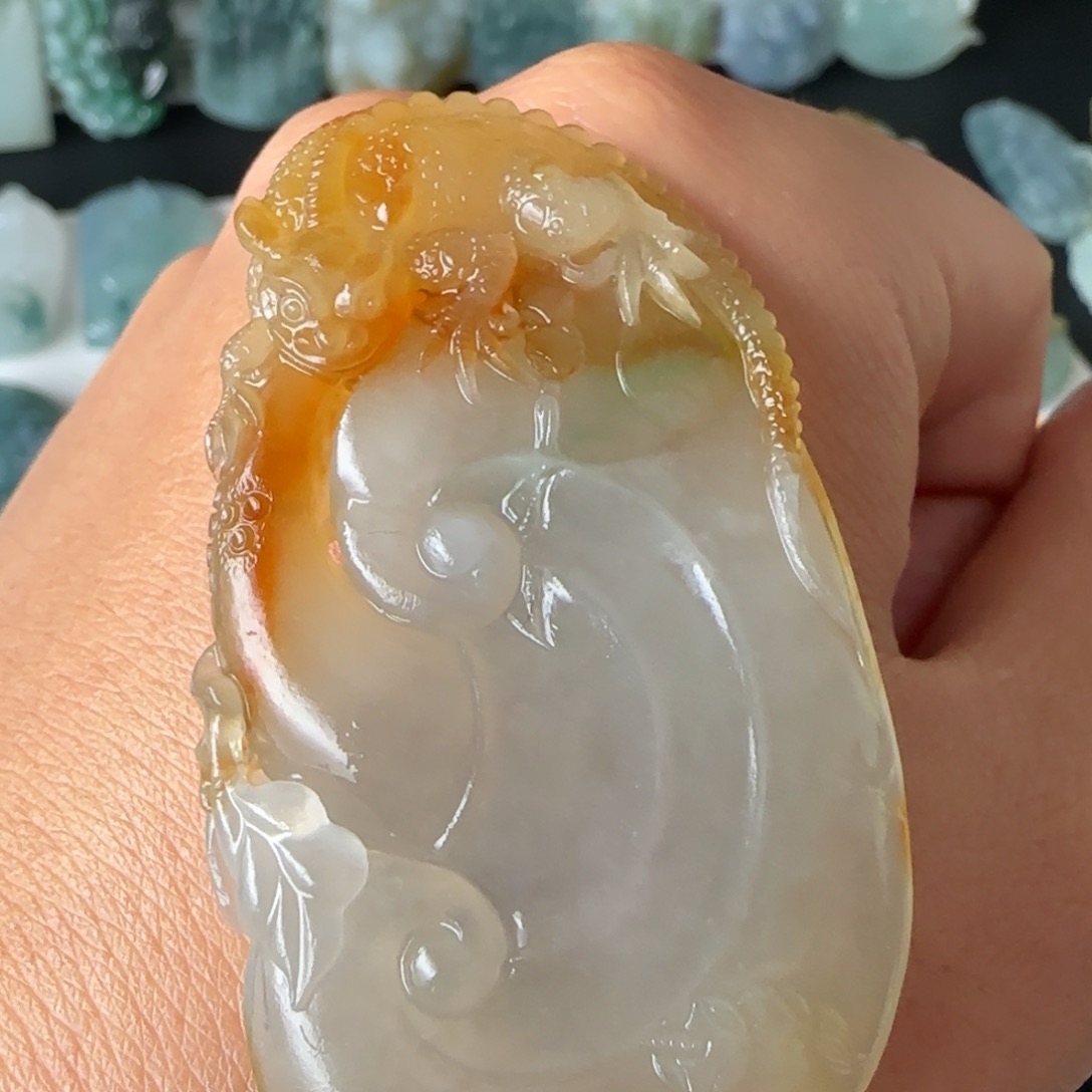 定制翡翠未镶嵌翡翠挂件