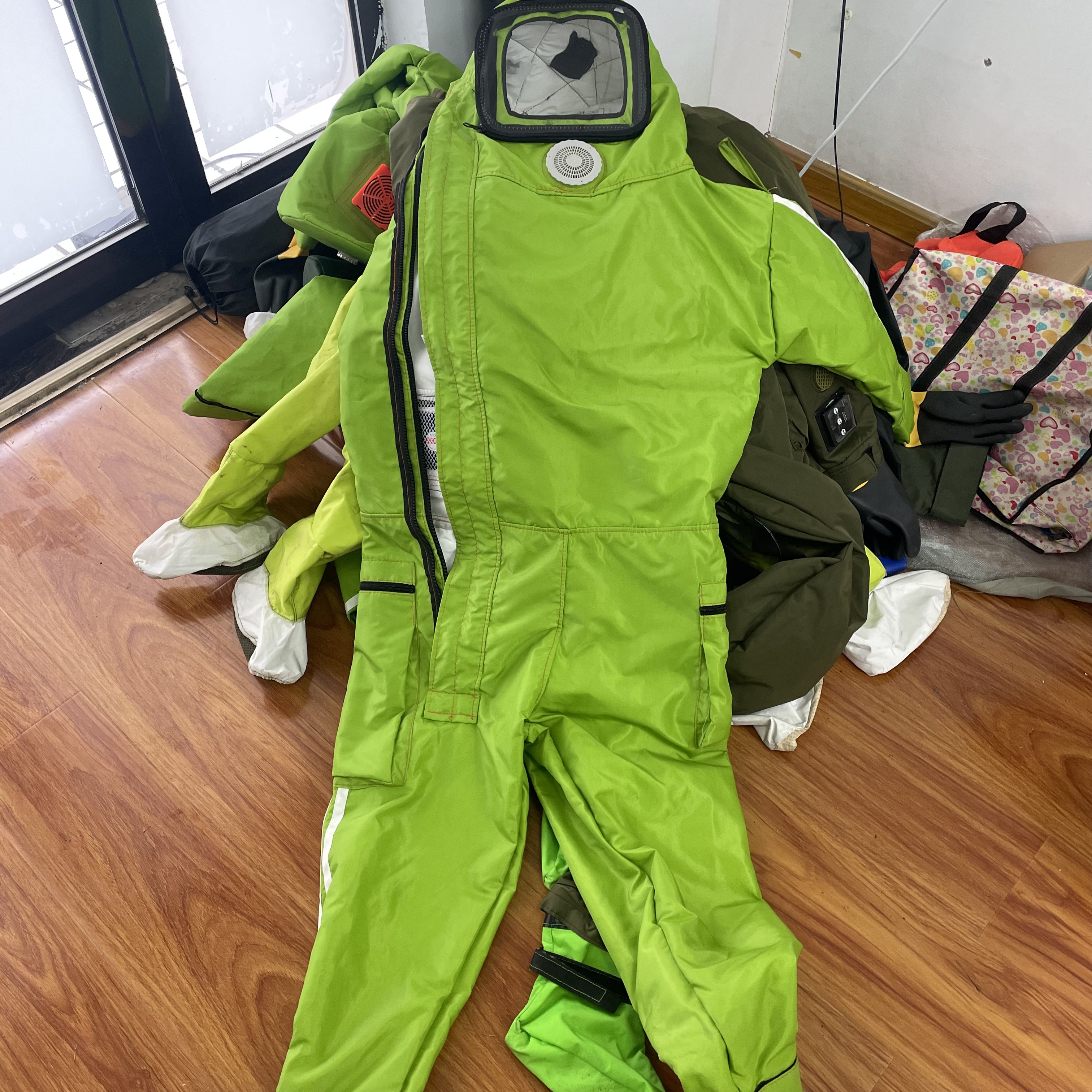 170左右穿马蜂服透气带风扇加厚耐磨防刺捉红娘马蜂服