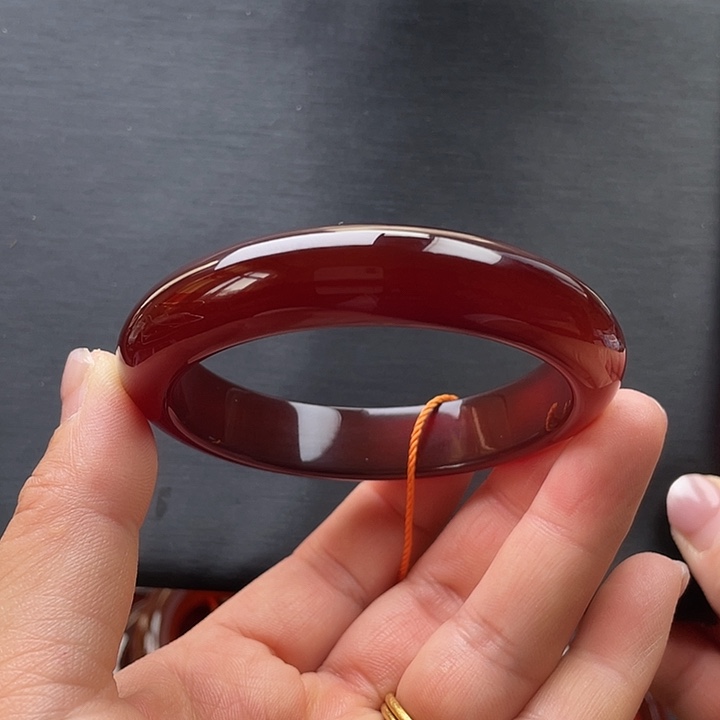 玛瑙/玉髓未镶嵌手镯59.7