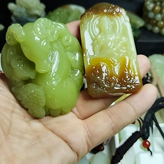 M***鄭和田玉未镶嵌吊坠(不含链)