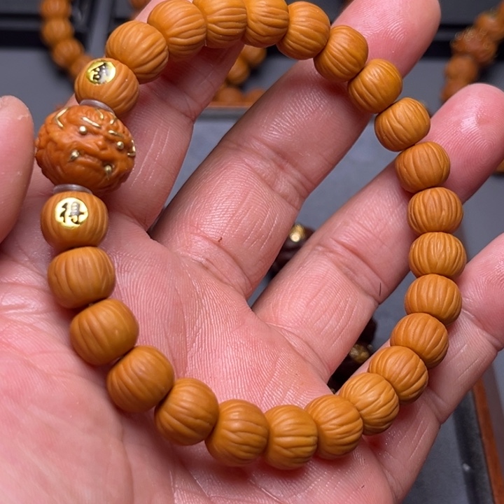 大****猴头核桃吊坠土豪