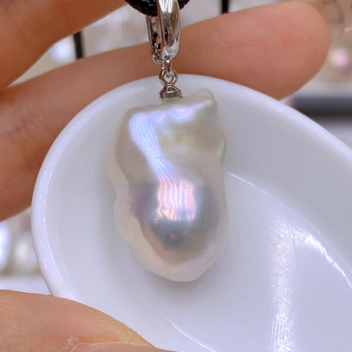 未镶嵌淡水珍珠吊坠(赠链)