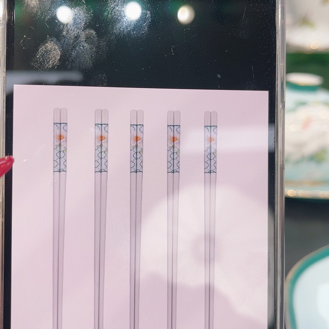 骨瓷筷筷————————————-