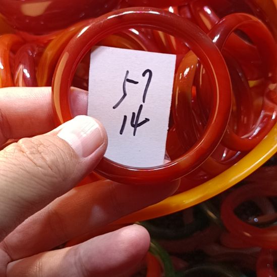 玛瑙/玉髓未镶嵌手镯