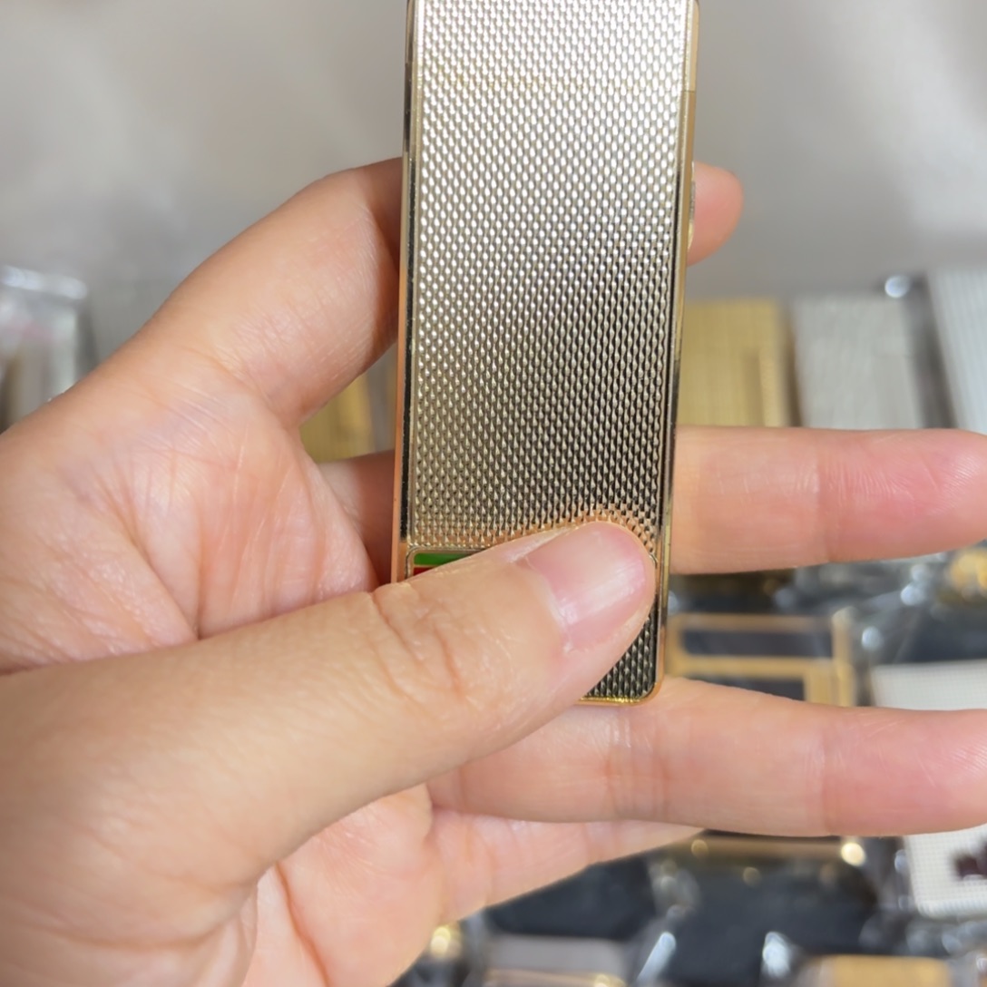 都登卡中古打火机