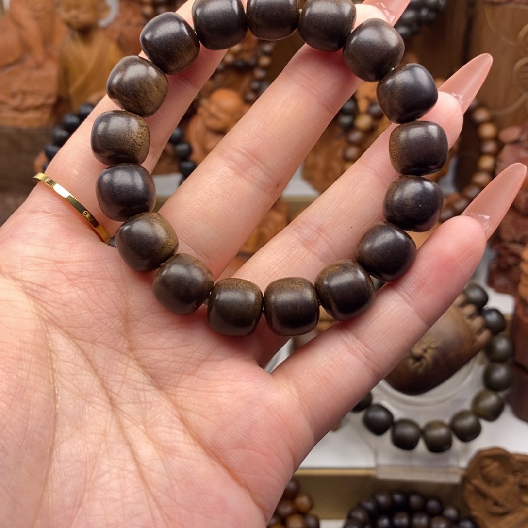 檀香木手串/手链总****老山檀阴沉11.12奶香带凉韵感