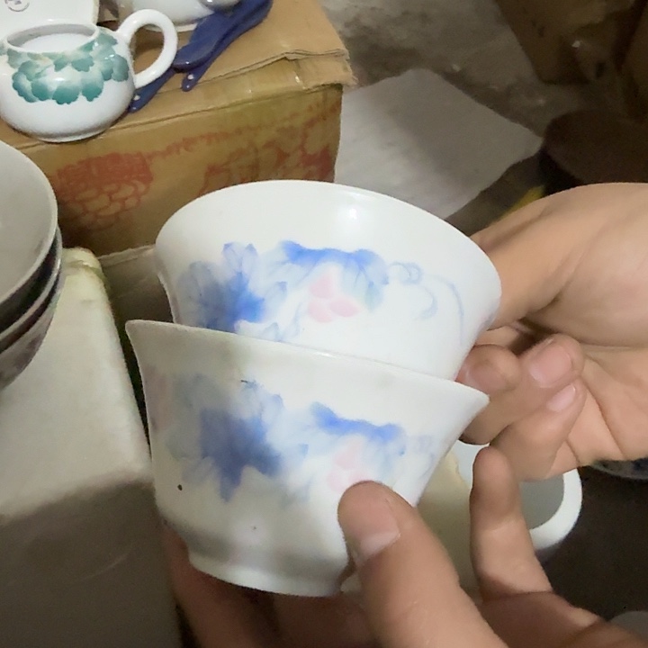 茶盏陶瓷盘子啥都有