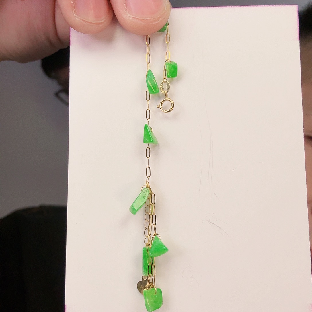 翡翠颈饰18K金镶嵌一件