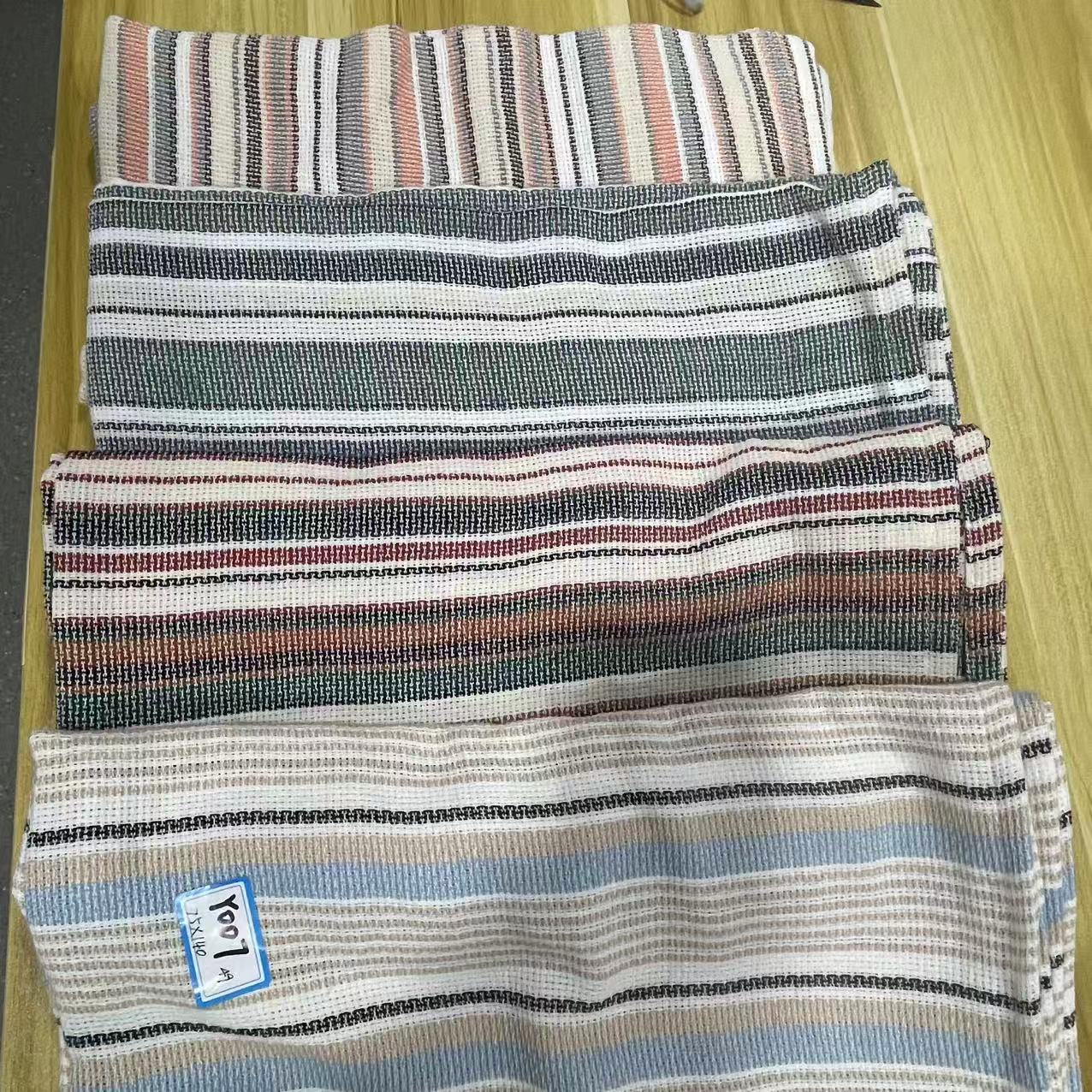 M024 汉麻拼接条纹浴巾 140×70cm 颜色随发