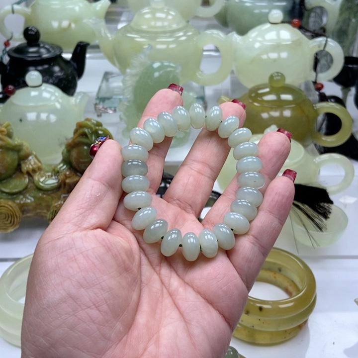 蛇纹石玉壶未镶嵌