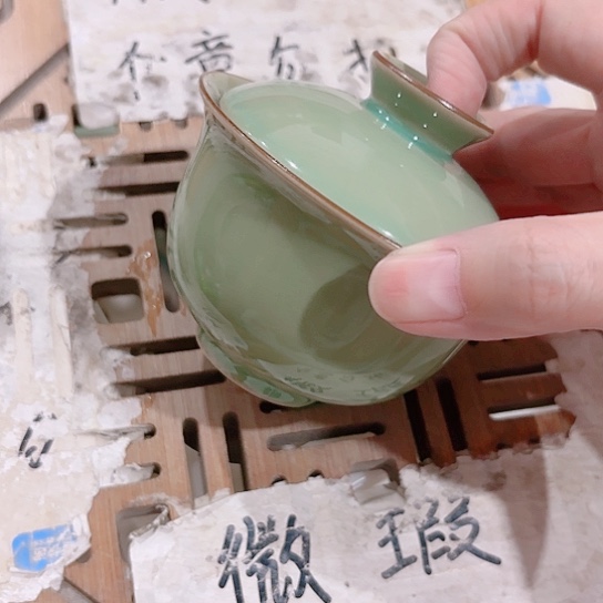 微瑕介意的勿拍，喜欢再下单，谢谢支持