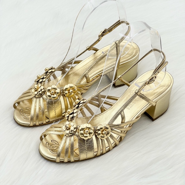 99新 Chanel/香奈儿 山茶花叠层羊皮凉鞋 36.5码 公价1.2w j9039