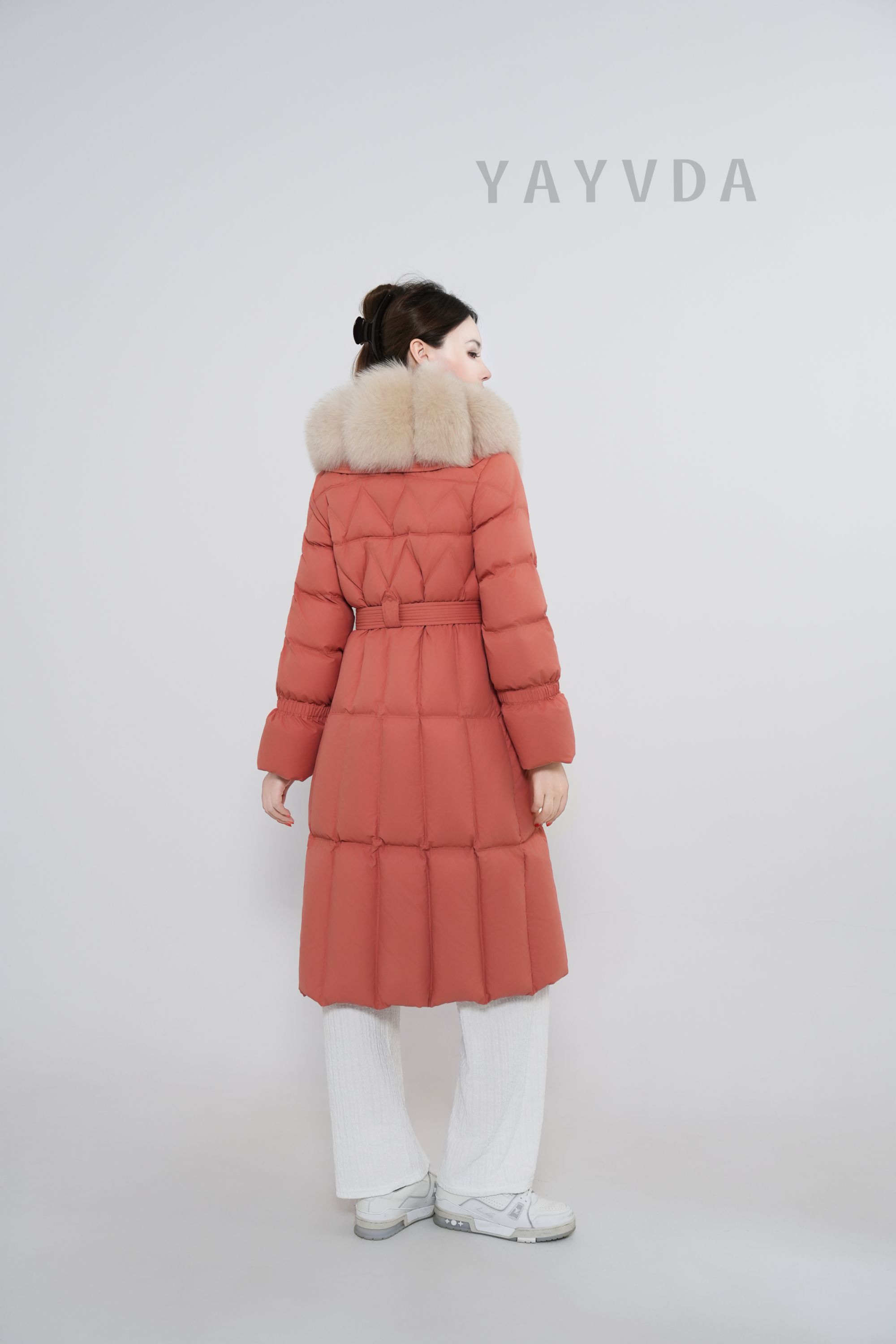 2025年新款真鹅绒真狐狸毛领加绒加厚款修身中长款