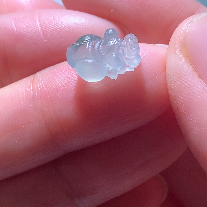 定制翡翠未镶嵌高冰小狗