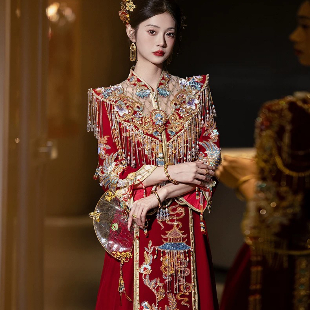 高级秀禾服中式新娘结婚礼服爆闪2025新款奢华龙凤褂中式凤冠霞帔