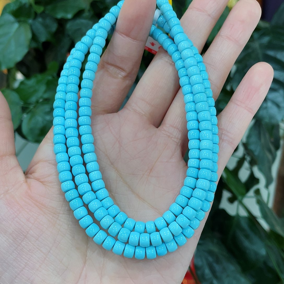 绿松石颈饰未镶嵌