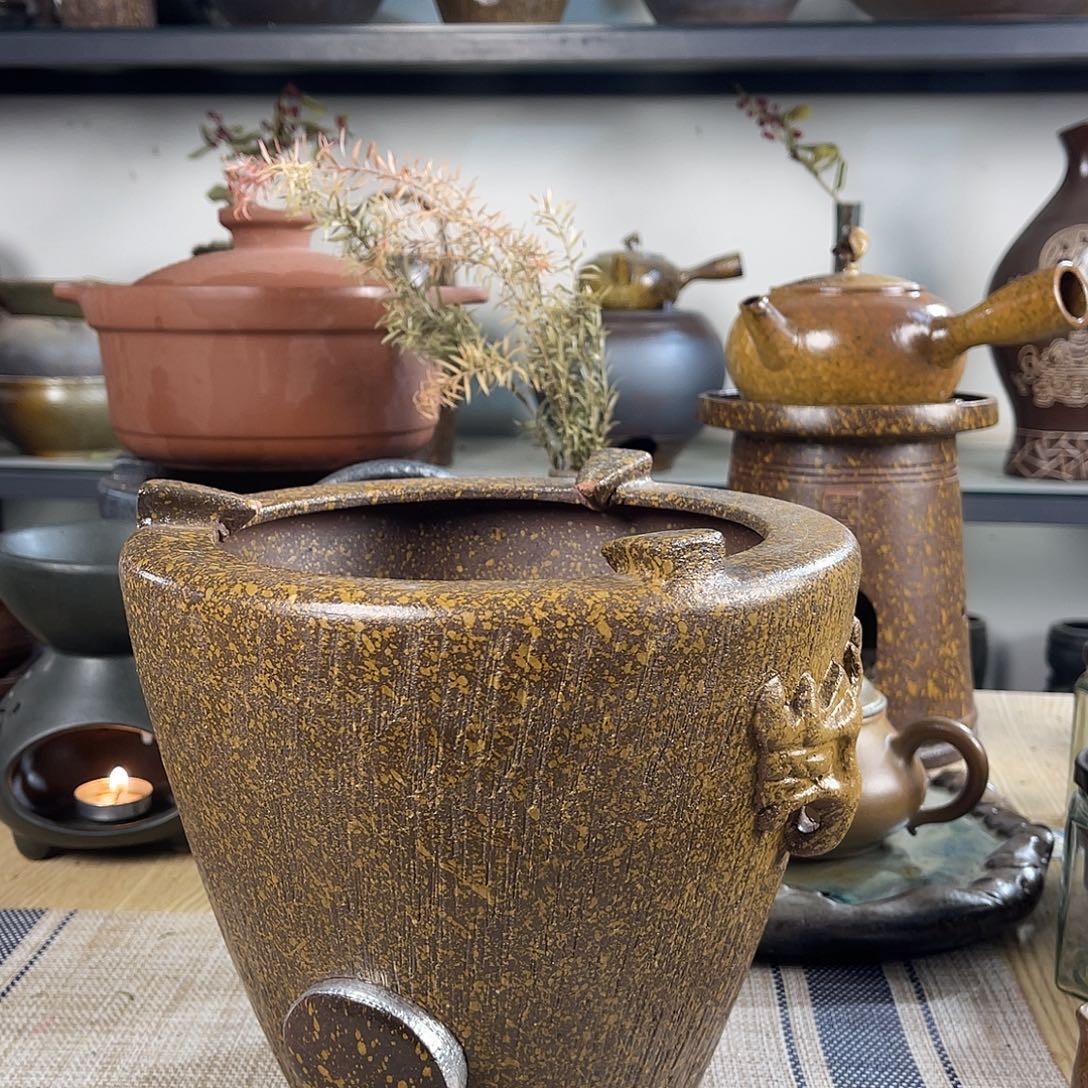 紫砂粗陶实用砂锅