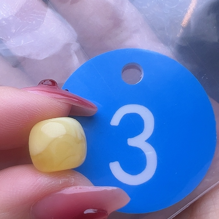 蜜蜡裸石未镶嵌10.5mm 老型