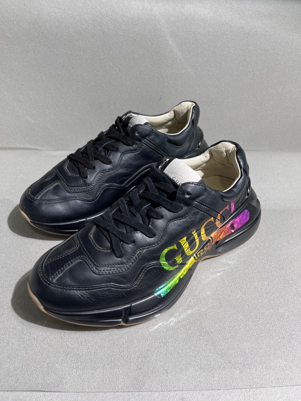 Gucci古驰 老爹鞋黑色logo 38.5码