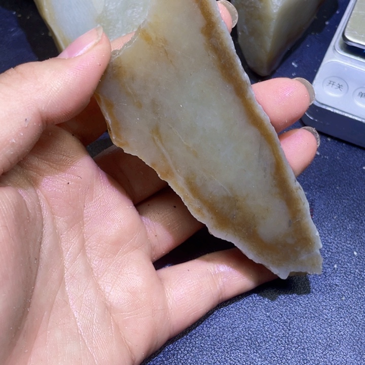 未镶嵌和田玉珠宝半成品