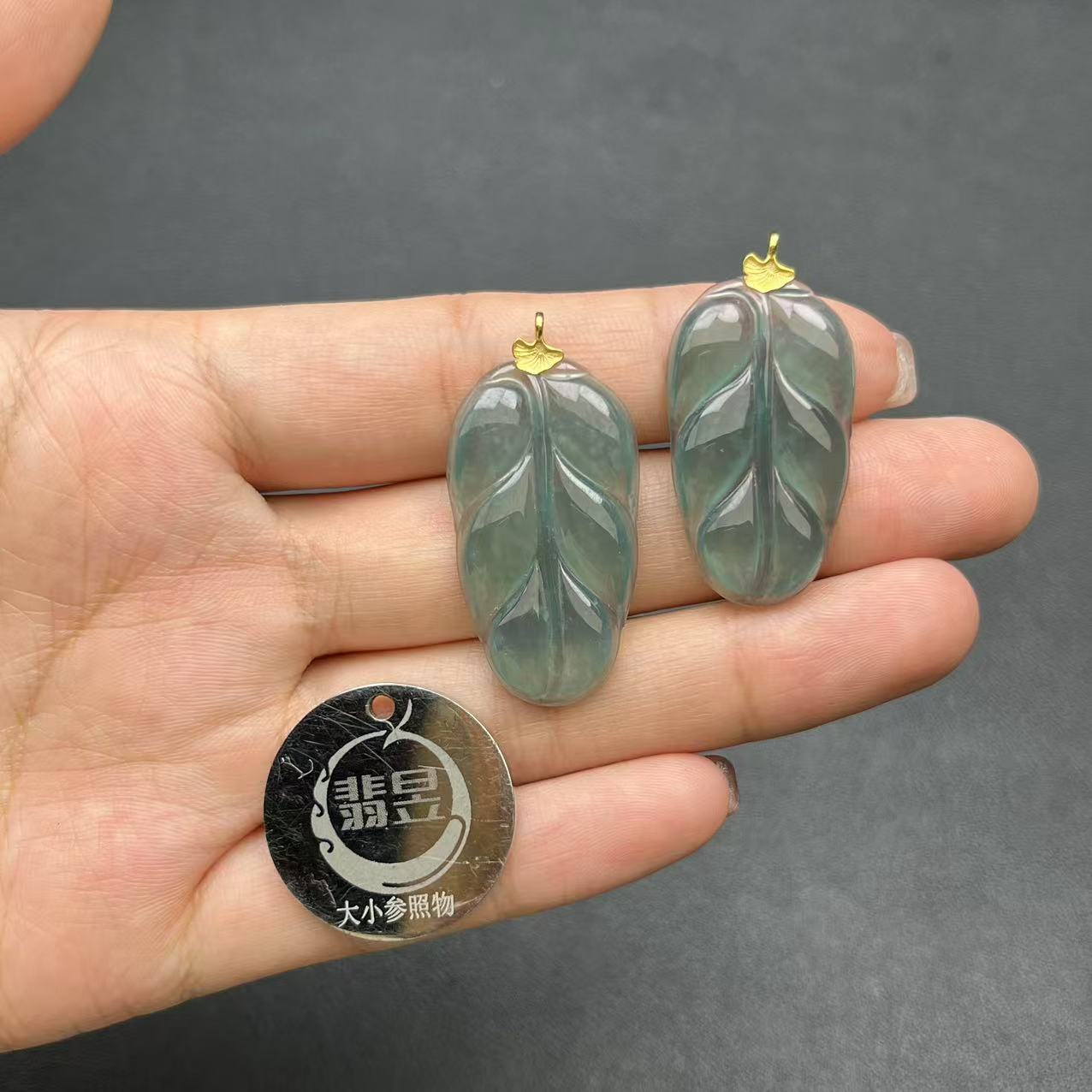 3B11-37829T11-天然A货翡翠叶子吊坠18K金扣-多样性发其