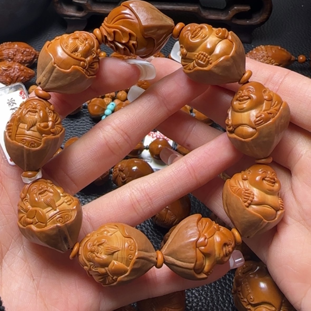 【闪购商品】橄榄核吊坠包衣财弥