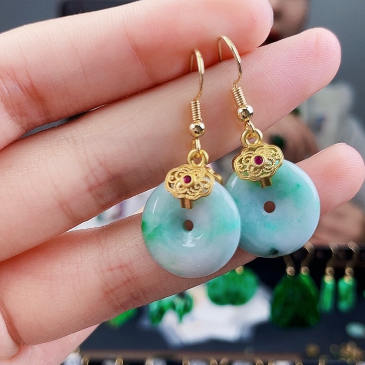 翡翠耳饰未镶嵌饰品