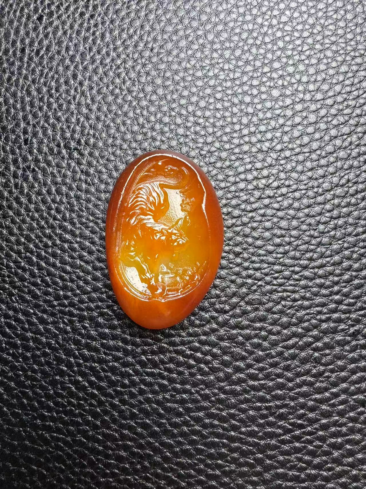 和田玉红沁下山虎