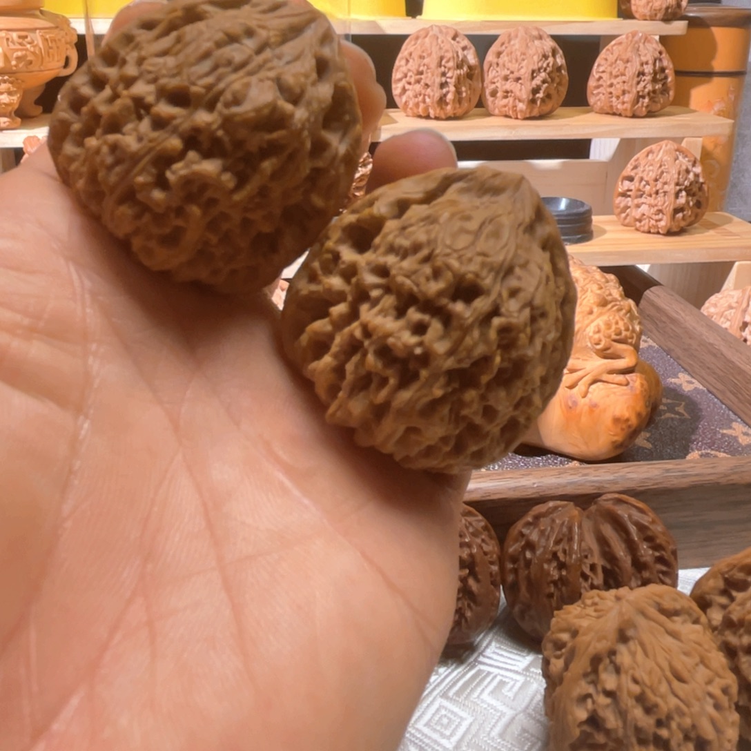 磨***养核桃南疆石 天残 文玩核桃