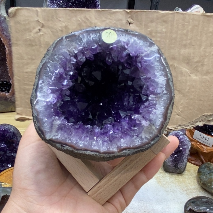 紫晶大型摆件（非配饰）未镶嵌