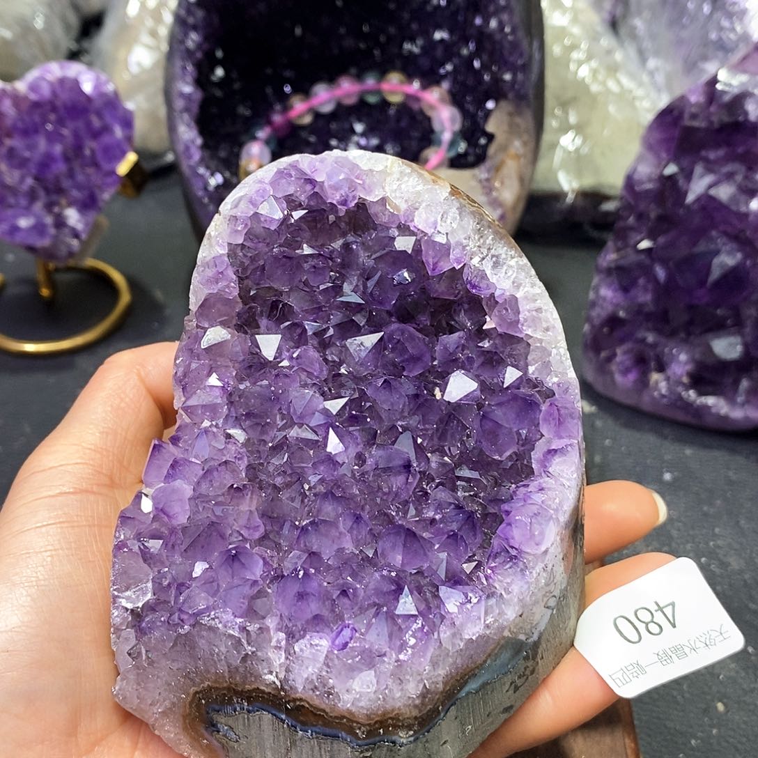 水晶大型摆件（非配饰）未镶嵌