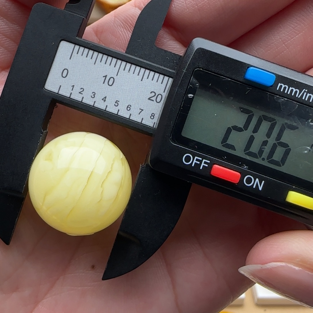 蜜蜡未镶嵌裸石浓蜡珠子